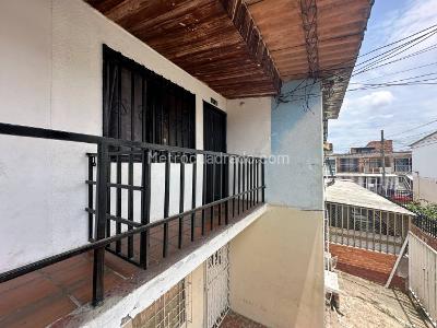 Casa de 3 alcobas en venta en Los Guaduales, Cali, 140 m² · foto 13 de 18
