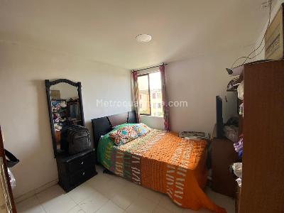Apartamento en venta en La Base, Cali · foto 7 de 15