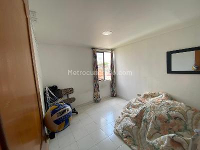 Apartamento en venta en La Base, Cali · foto 8 de 15