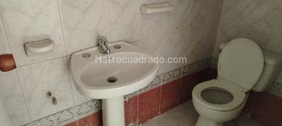 Casa de 5 alcobas en venta en San Vicente, Cali, 290 m² · foto 3 de 20