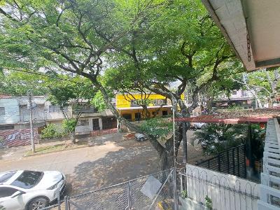 Casa de 5 alcobas en venta en San Fernando Viejo, Cali, 270 m² · foto 3 de 20