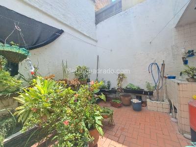 Casa de 5 alcobas en venta en San Fernando Viejo, Cali, 270 m² · foto 15 de 20