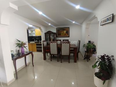 Casa de 3 alcobas en venta en Camino Real, Cali, 228 m² · foto 5 de 20
