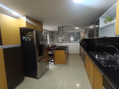 Casa de 3 alcobas en venta en Camino Real, Cali, 228 m² · foto 6 de 20