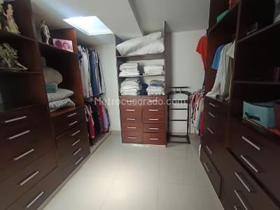 Casa de 3 alcobas en venta en Camino Real, Cali, 228 m² · foto 18 de 20