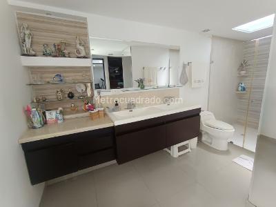 Casa de 3 alcobas en venta en Camino Real, Cali, 228 m² · foto 19 de 20