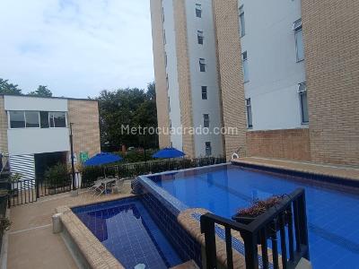 Apartamento de 3 alcobas en venta en El Ingenio, Cali, 97 m² · foto 2 de 18