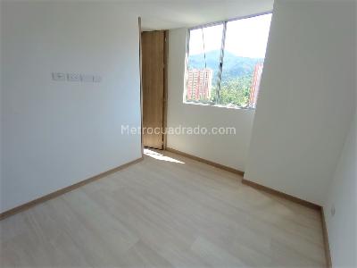 Apartamento de 3 alcobas en venta en La Doctora, Sabaneta, 53 m² · foto 12 de 18