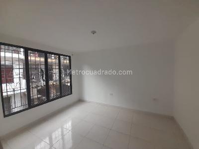 Casa de 5 alcobas en venta en Ciudad Cordoba, Cali, 120 m² · foto 2 de 20