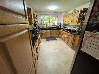 Apartamento en venta en Milla De Oro, Medellín · foto 5 de 11