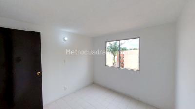 Apartamento de 3 alcobas en venta en Cañaverales, Cali, 52 m² · foto 9 de 20