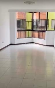 Apartamento de 3 alcobas en venta en Quintas De Don Simon, Cali, 90 m² · foto 2 de 10