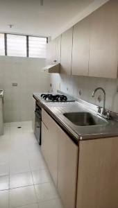 Apartamento de 3 alcobas en venta en Quintas De Don Simon, Cali, 90 m² · foto 3 de 10