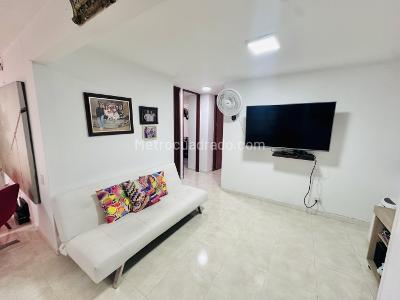 Apartamento de 3 alcobas en venta en Quintas De Don Simon, Cali, 89 m² · foto 2 de 20