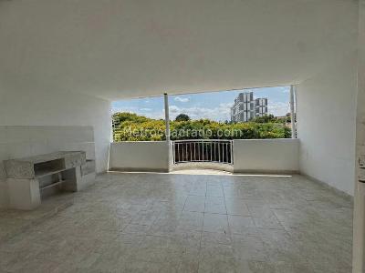 Casa de 5 alcobas en venta en Valle Del Lili, Cali, 150 m² · foto 2 de 18