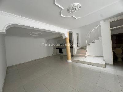 Casa de 5 alcobas en venta en Valle Del Lili, Cali, 150 m² · foto 4 de 18