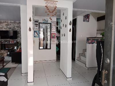 Casa de 5 alcobas en venta en Ciudad Latina, Soacha, 144 m² · foto 2 de 18