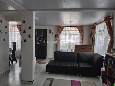 Casa de 5 alcobas en venta en Ciudad Latina, Soacha, 144 m² · foto 7 de 18