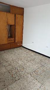 Apartamento en venta en Manrique, Medellín · foto 2 de 13