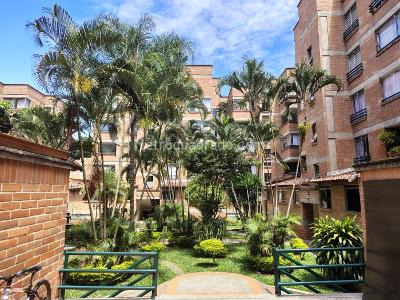 Apartamento en venta en La Candelaria, Medellín · foto 3 de 20