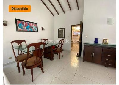 Casa de 5 alcobas en venta en Los Cambulos, Cali, 279 m² · foto 9 de 11
