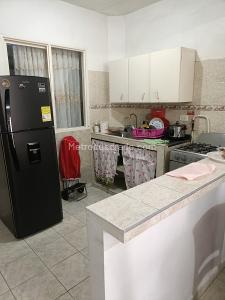 Casa de 5 alcobas en venta en Las Americas, Cali, 240 m² · foto 4 de 20
