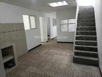 Casa de 5 alcobas en venta en Las Americas, Cali, 240 m² · foto 14 de 20