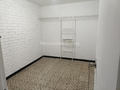 Casa de 5 alcobas en venta en Las Americas, Cali, 240 m² · foto 16 de 20