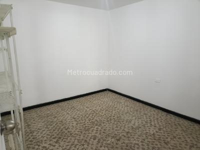 Casa de 5 alcobas en venta en Las Americas, Cali, 240 m² · foto 17 de 20