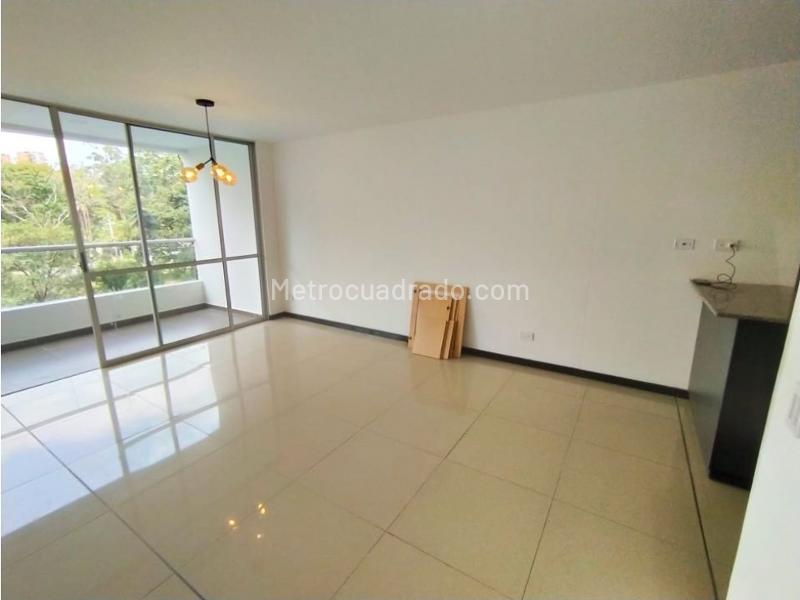 Elegant 3BR Apartment in Santa Fe - 8