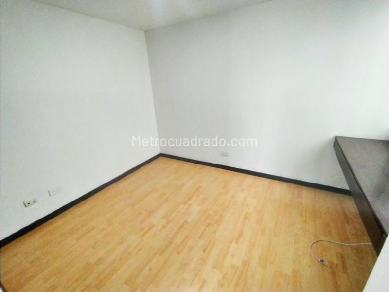 Elegant 3BR Apartment in Santa Fe - 9