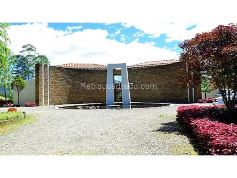 4BR House in La Fe (30000 m²) - 2