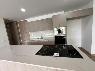 Apartamento de 2 alcobas en arriendo en Sajonia, Rionegro, 127 m² · foto 6 de 19