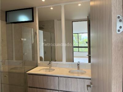 Apartamento de 2 alcobas en arriendo en Sajonia, Rionegro, 127 m² · foto 8 de 19