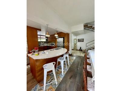 Casa en arriendo en El Poblado, Medellín · foto 7 de 20