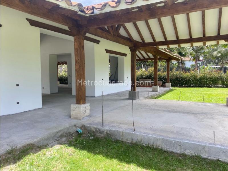 1BR House in Llanogrande (1200 m²) - 2