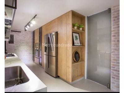 Apartamento de 3 alcobas en arriendo en El Poblado, Medellín, 220 m² · foto 5 de 14