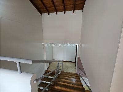 Casa de 4 alcobas en arriendo en El Poblado, Medellín, 250 m² · foto 14 de 20