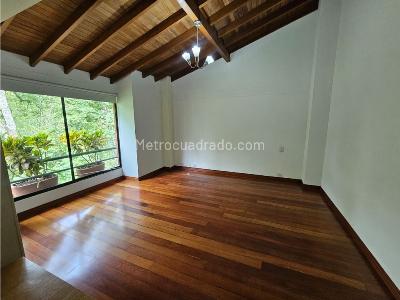 Casa de 4 alcobas en arriendo en El Poblado, Medellín, 250 m² · foto 16 de 20