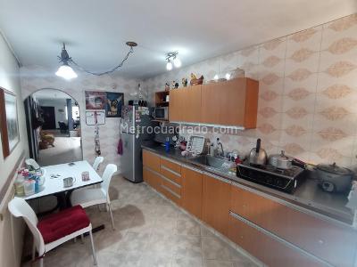 Casa de 5 alcobas en venta en El Salvador, Medellín, 176 m² · foto 7 de 20