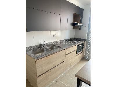 Apartamento de 3 alcobas en venta en Laureles, Rionegro, 80 m² · foto 3 de 17