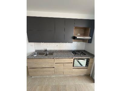Apartamento de 3 alcobas en venta en Laureles, Rionegro, 80 m² · foto 4 de 17