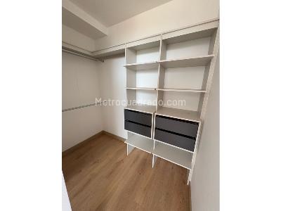 Apartamento de 3 alcobas en venta en Laureles, Rionegro, 80 m² · foto 14 de 17