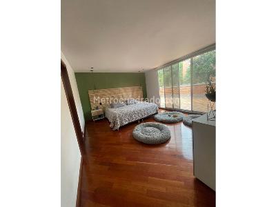 Apartamento de 3 alcobas en venta en El Poblado, Medellín, 207 m² · foto 11 de 20