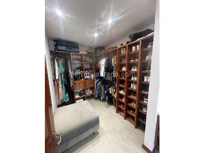 Apartamento de 3 alcobas en venta en El Poblado, Medellín, 207 m² · foto 12 de 20