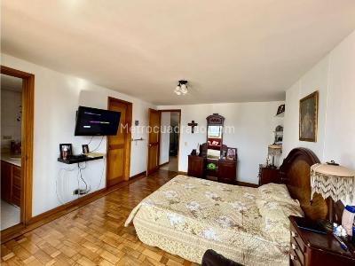 Apartamento de 4 alcobas en venta en El Poblado, Medellín, 287 m² · foto 8 de 20