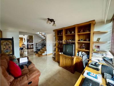 Apartamento de 4 alcobas en venta en El Poblado, Medellín, 287 m² · foto 9 de 20