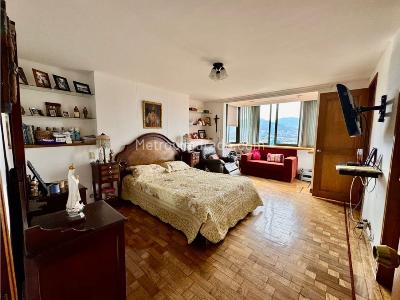 Apartamento de 4 alcobas en venta en El Poblado, Medellín, 287 m² · foto 17 de 20