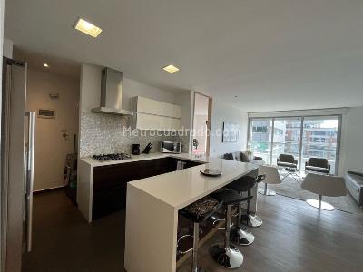 Apartamento de 2 alcobas en venta en El Poblado, Medellín, 88 m² · foto 3 de 20