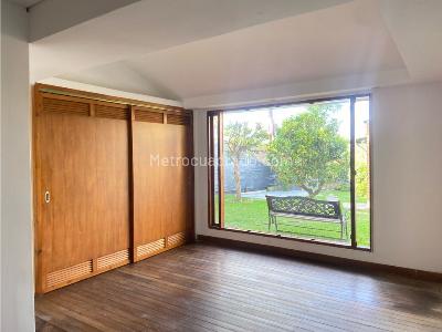 Casa de 5 alcobas en venta en Llanogrande, Rionegro, 320 m² · foto 3 de 17